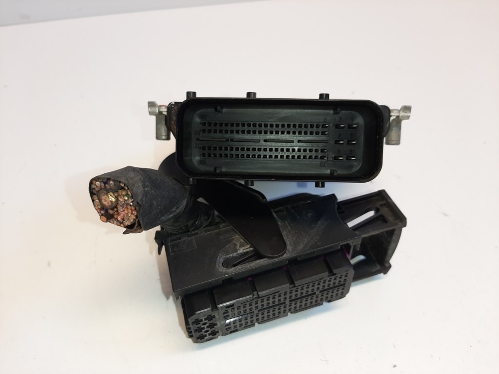 Hyundai I 10  motorvezérlõ 3910104591 8733260128 4. kép