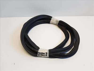 Mazda 3 (BL) csomagtérajtó kéder gumi