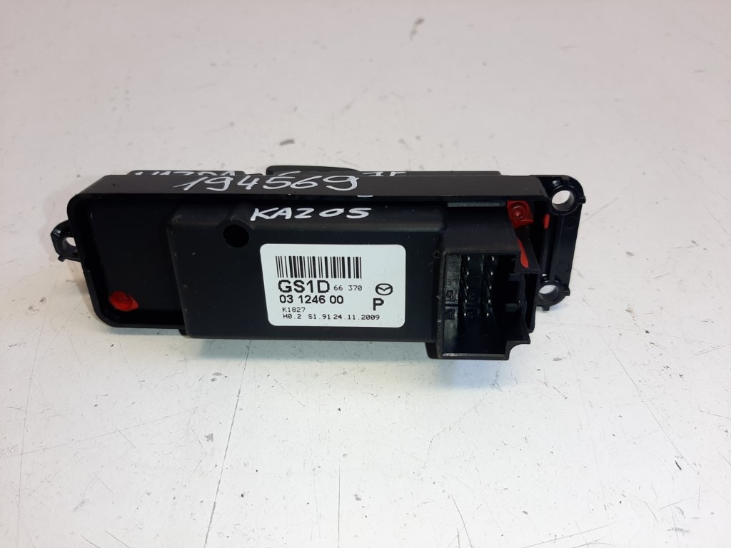 Mazda 6 (GH) jobb elsõ ablakemelõ kapcsoló GS1D66370 2. kép