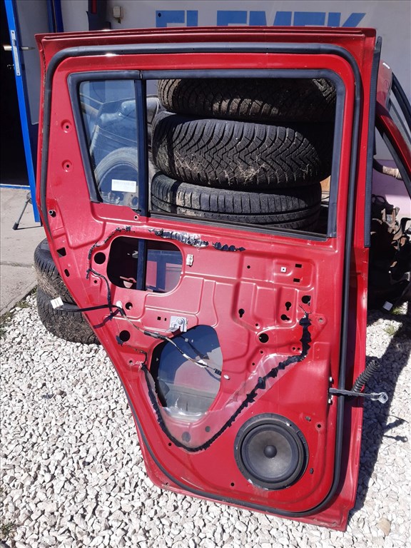 Suzuki Swift III 04-10 Bal Hátsó Ajtó 4. kép