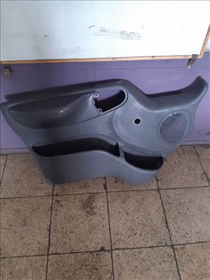 Ford Transit 00-06 Bal Első Ajtókárpit