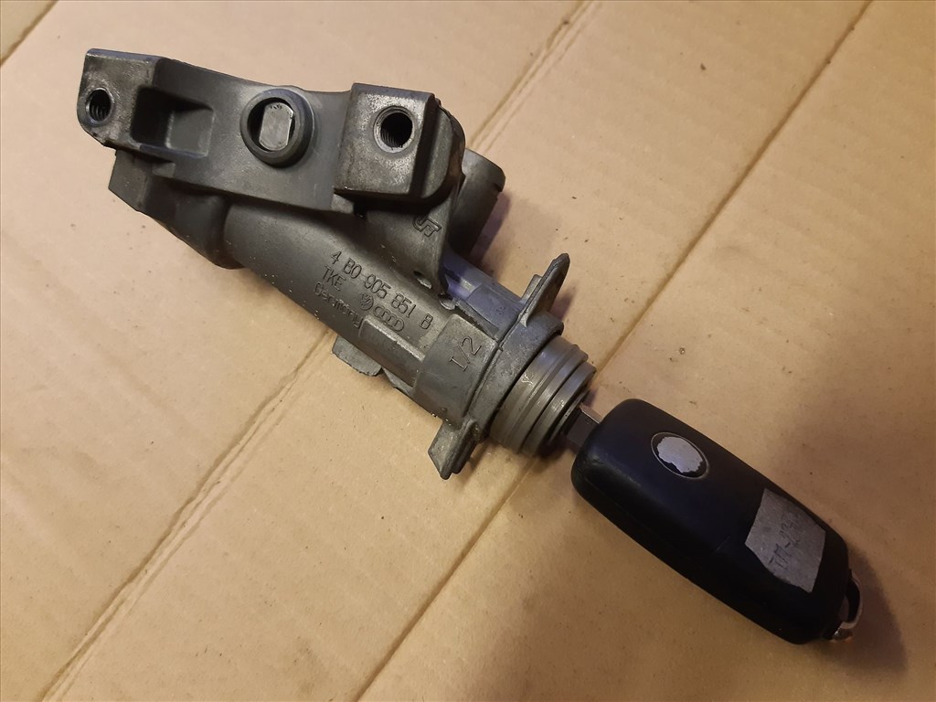 Seat Alhambra II Gyújtáskapcsoló 4B0 905 851 B 1. kép