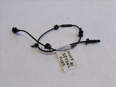 Tesla Model 3 bal első abs jeladó 104476100E