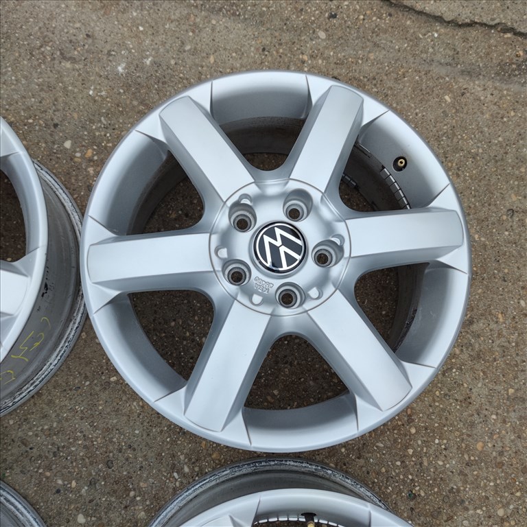 5x120 17 Gyári Volkswagen alufelni 110000ft a 4db/47/ 2. kép