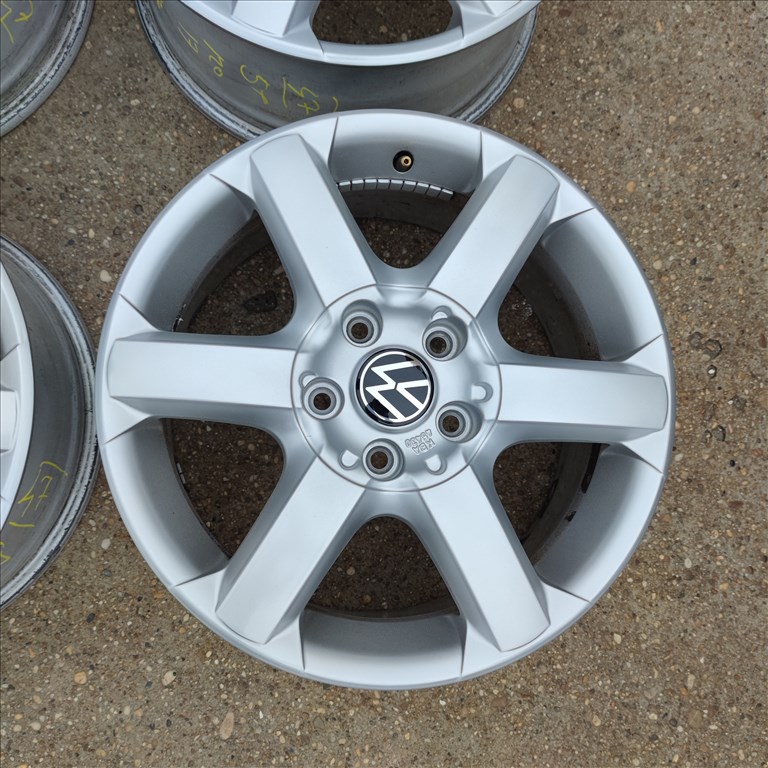 5x120 17 Gyári Volkswagen alufelni 110000ft a 4db/47/ 3. kép