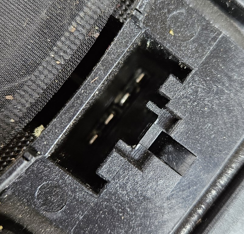 BMW 520 F10/F11 Bal első mély hangszóró 9195199 4. kép