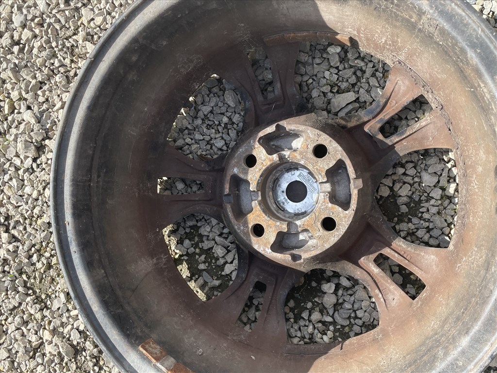  4x108 lyukosztású 6JJ 15" használt Platin alufelni 5. kép