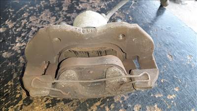 Mazda 3 (BK) MZR 1.6 jobb első féknyereg 