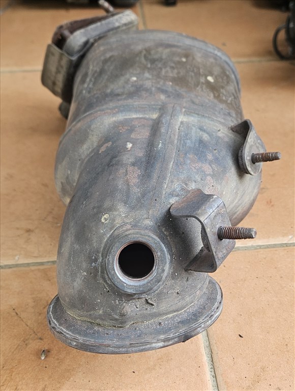 Opel Astra J 1.6 Turbo Katalizátor A16let  55564517 2. kép