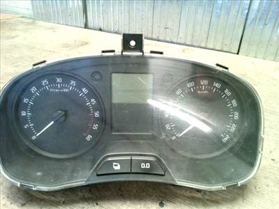 SKODA ROOMSTER PRAKTIK Kilóméteróra