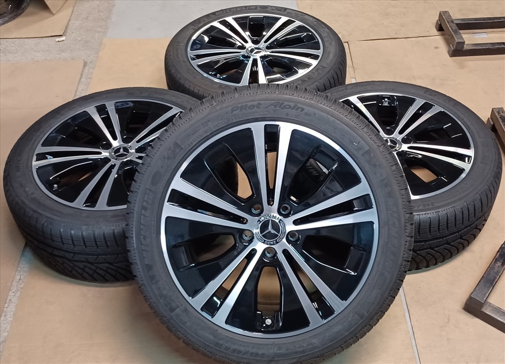 Mercedes W213 E 5x112 8x18 ET43 245/45 R18 téli gumikkal 4db 2. kép