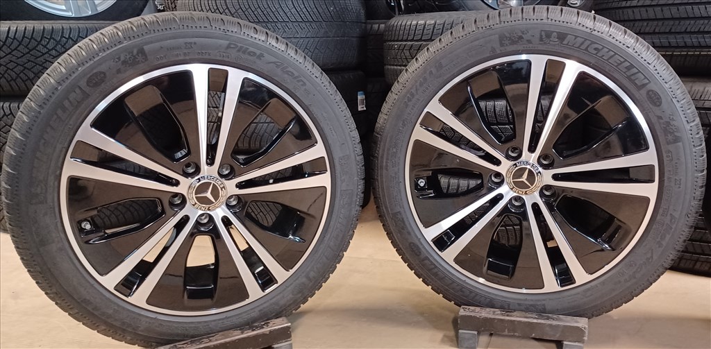 Mercedes W213 E 5x112 8x18 ET43 245/45 R18 téli gumikkal 4db 4. kép