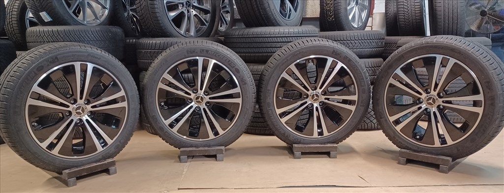 Mercedes W213 E 5x112 8x18 ET43 245/45 R18 téli gumikkal 4db 6. kép
