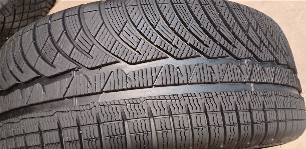 Mercedes W213 E 5x112 8x18 ET43 245/45 R18 téli gumikkal 4db 8. kép