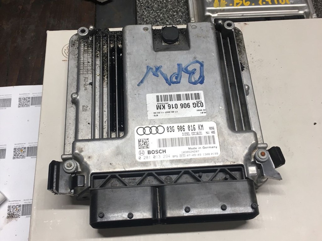 Audi A4 (B6/B7) motorvezérlő  03g906016km 1. kép