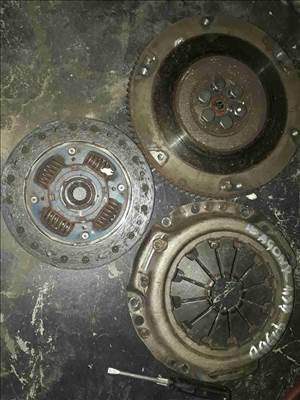 Suzuki Wagon R 98-10 Kuplung Szett  Egytömegû Lendkerék