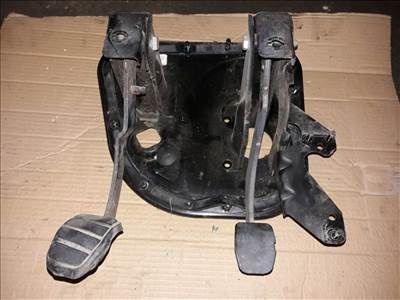 Renault Master Pedálsor: Kuplung  Fék 8200704581