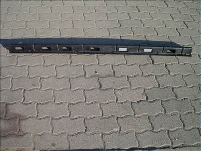 Bmw X5 jobb küszöbspoilertartósín 51718408710