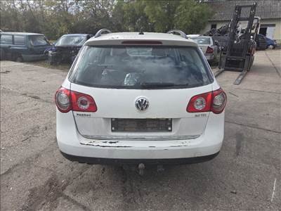 Volkswagen Passat B6 Variant 2.0 TDI CSOMAGTÉR ajtó 