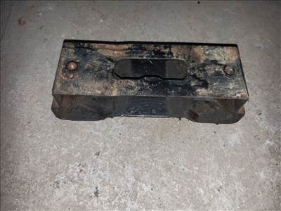 Suzuki Grand Vitara 05- Hátsó Motortartó Bak