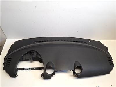 Mazda 2 (DE) mûszerfal párna DF7160122
