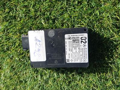 Mercedes-Benz W205 - W212 - W222 holttér figyelő modul  a0009058104