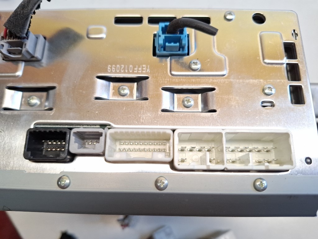 Toyota prius (XW30) rádio 8612047400 4. kép