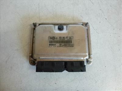 Volkswagen Passat VI (B6 3B) motorvezérlő 038906019ER 0281010704
