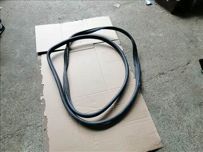 SsangYong Musso Jobb első ajtó szigetelés 