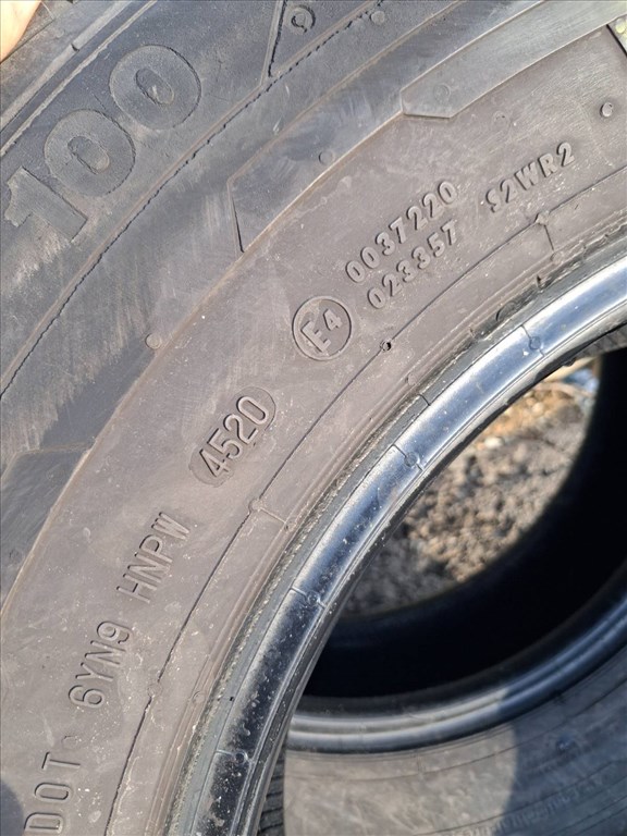  225/7516" kopott Continental nyári gumi gumi 4. kép