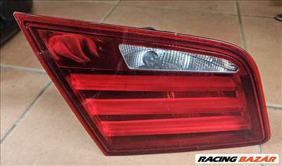 BMW 520 F10/F11 Bal hátsó belső LED lámpa 7203225