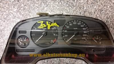 OPEL Zafira A KM.óra Benzines fekete 