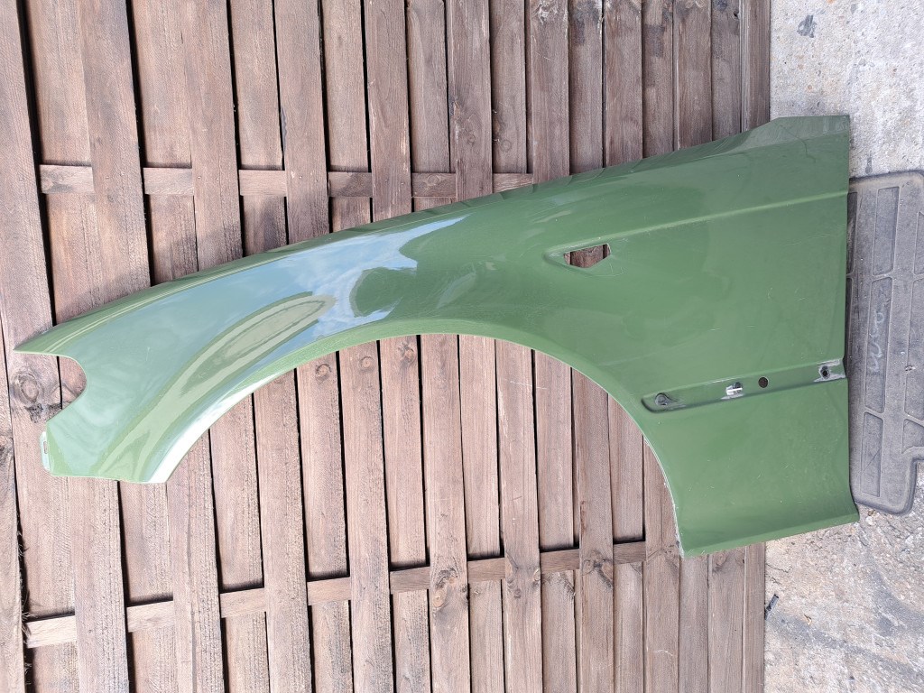 BMW E46 coupe cabrio facelift zöld bal elsõ sárvédõ 1. kép