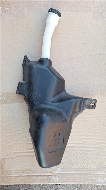 Opel Astra J kombi ablakmosó tartály  4. kép