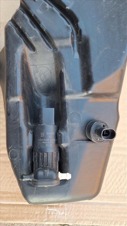 Opel Astra J kombi ablakmosó tartály  5. kép