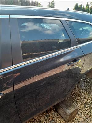 Opel astra j kombi bal hátsó ajtó 