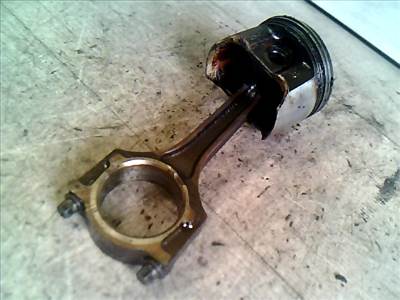 FORD FIESTA 05-08 Dugattyú és hajtókar