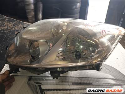 Toyota Auris BE fényszóró  valeo8115002460