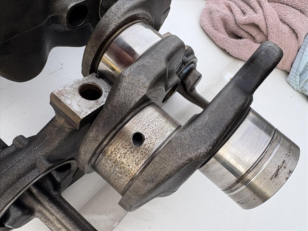 Mercedes C 200 d OM 654.920 Főtengely (hibás, javítható)  om654920 A654 030 21 00 4. kép