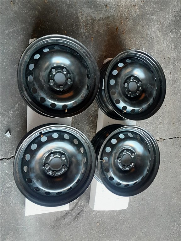  5x98 lyukosztású 6JJ 15" újszerű (gyári felni) lemezfelni 4. kép