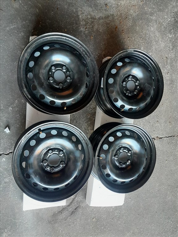  5x98 lyukosztású 6JJ 15" újszerű (gyári felni) lemezfelni 10. kép