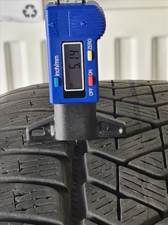 BMW X5 egyszéles 19" alufelni, 255/50 Pirelli gumival eladó  4. kép