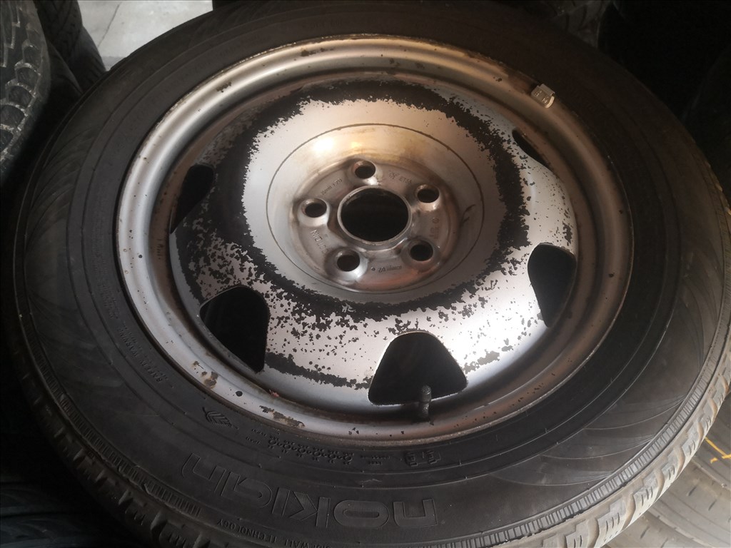 Volkswagen T5 - T6 17-es acélkerék 1. kép