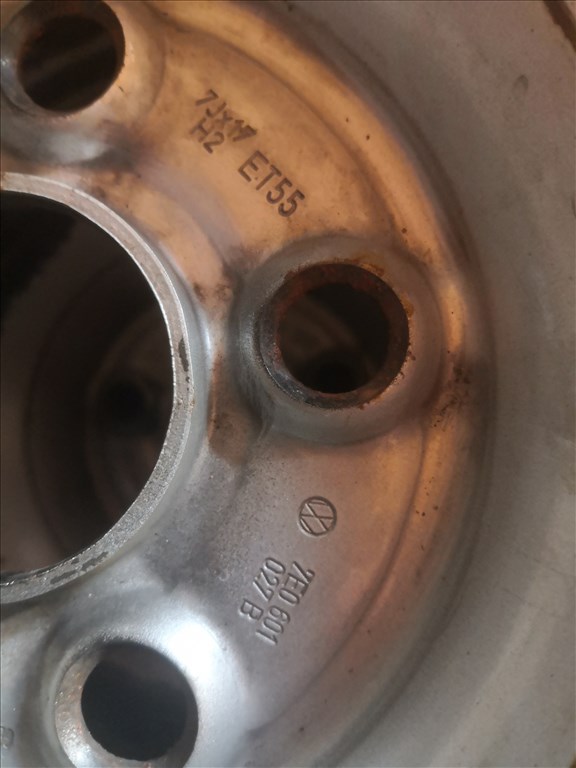 Volkswagen T5 - T6 17-es acélkerék 2. kép