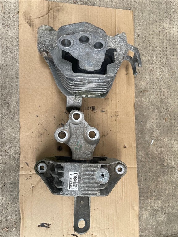 Opel Astra J 1.7DTS Bontott alkatrészei 1.7CDTi 6. kép