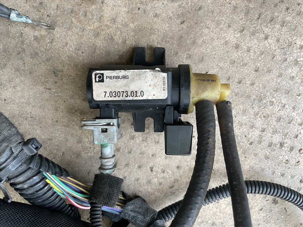 Opel Astra J 1.7DTS Bontott alkatrészei 1.7CDTi 15. kép