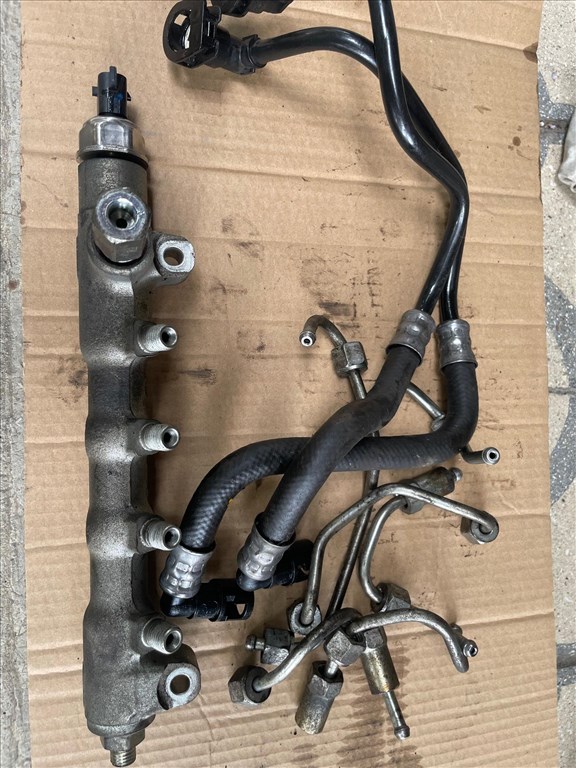 Opel Astra J 1.7DTS Bontott alkatrészei 1.7CDTi 30. kép