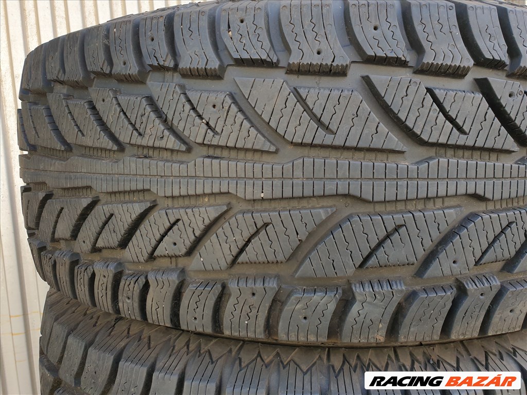  265/65 17 Cooper Weather-Master WSC 4. kép