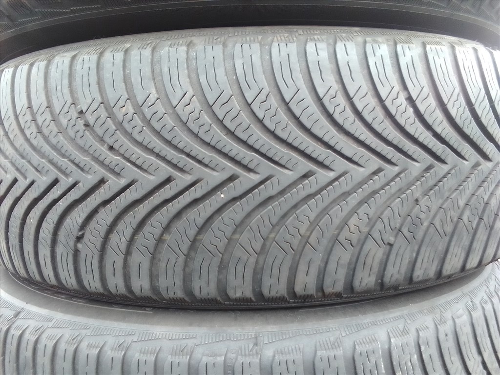 205/55R16 Michelin Alpin5 téli gumi  3. kép