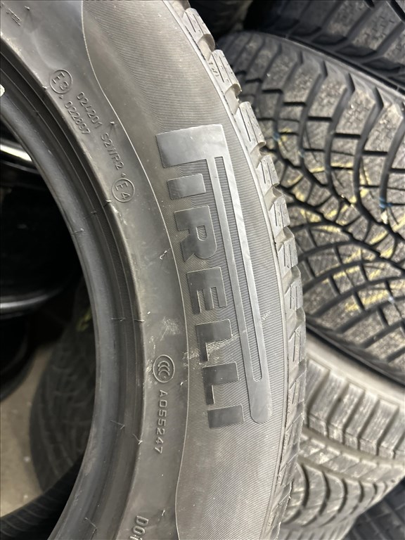  225/6017" PIRELLI téli 2db, 225/60 R17, 225/60 R17 3. kép